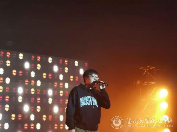 周锐杰学长.jpg