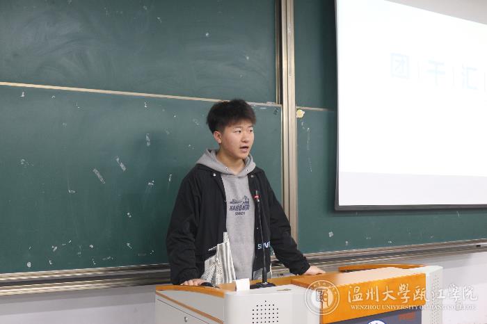 干事发表感想 (13).JPG