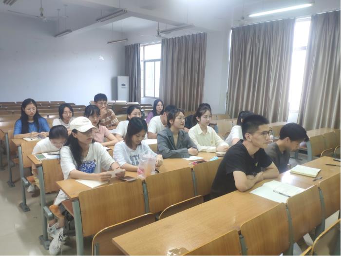 1.学习会全景（第1段后）.jpg